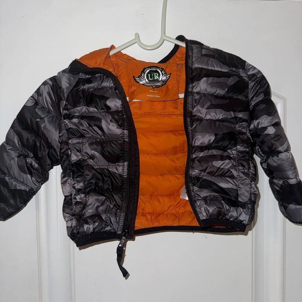 Urban Republic Camo Army Puffer Jacket. Casual Kids Size 24 Months. Toddler Boys